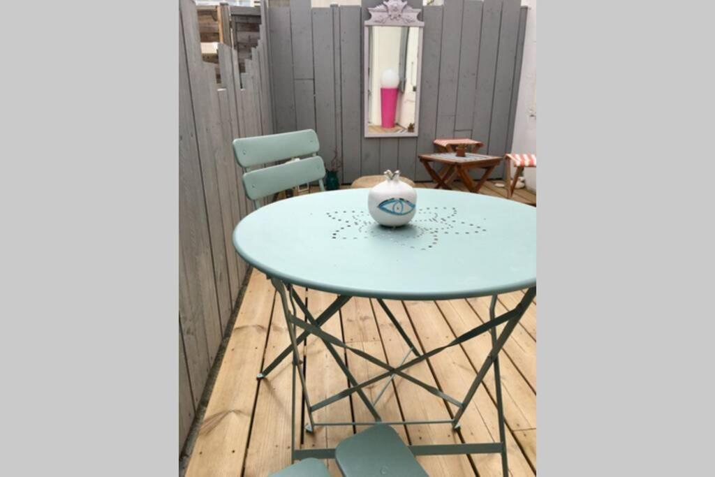 Appartement De Caractere Avec Terrasse. La Rochelle  Exterior photo